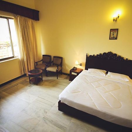Paradise Isle Beach Resort Удупі Екстер'єр фото